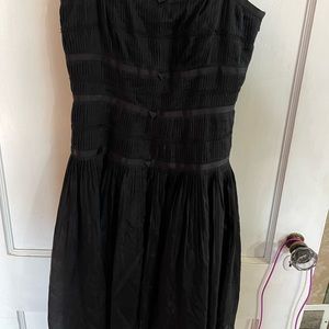🖤 Fit & Flare Dress Size 0 Black Smocked Knee Length 🖤